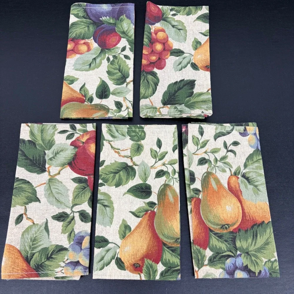 Cloth Napkins Lot of 5 Fruit Print Harvest Farmhouse 16x16 Fall Harvest Country
